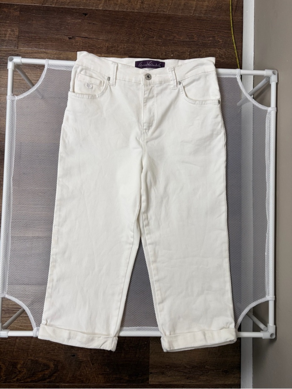 Gloria Vanderbilt White Amanda Capri High-Waist Cropped Stretch Denim Pants Sz 4 - Picture 3 of 16